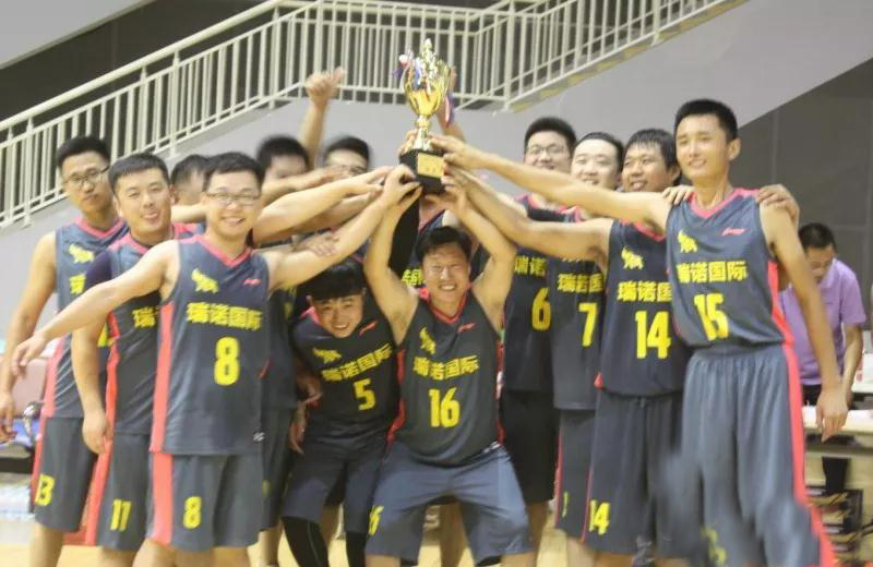 沃尔沃&济南天业篮球友情赛美满胜利